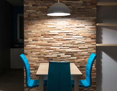 Reclaimed wood wall in dining room 