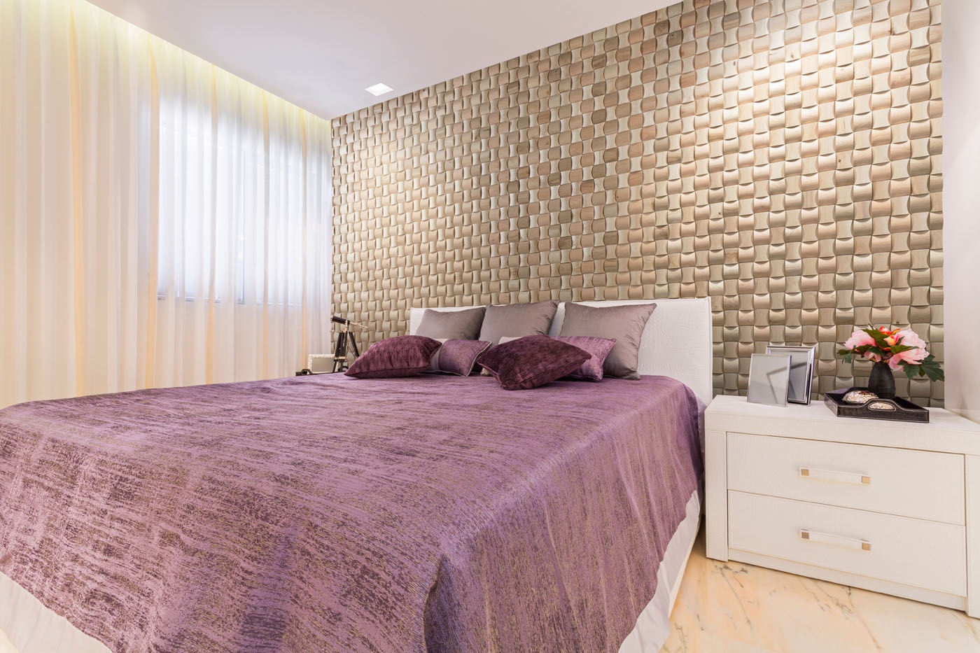 3d wall panel made from solid oak Rubato used in Bedroom