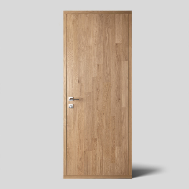 Oak door with a brushed surface