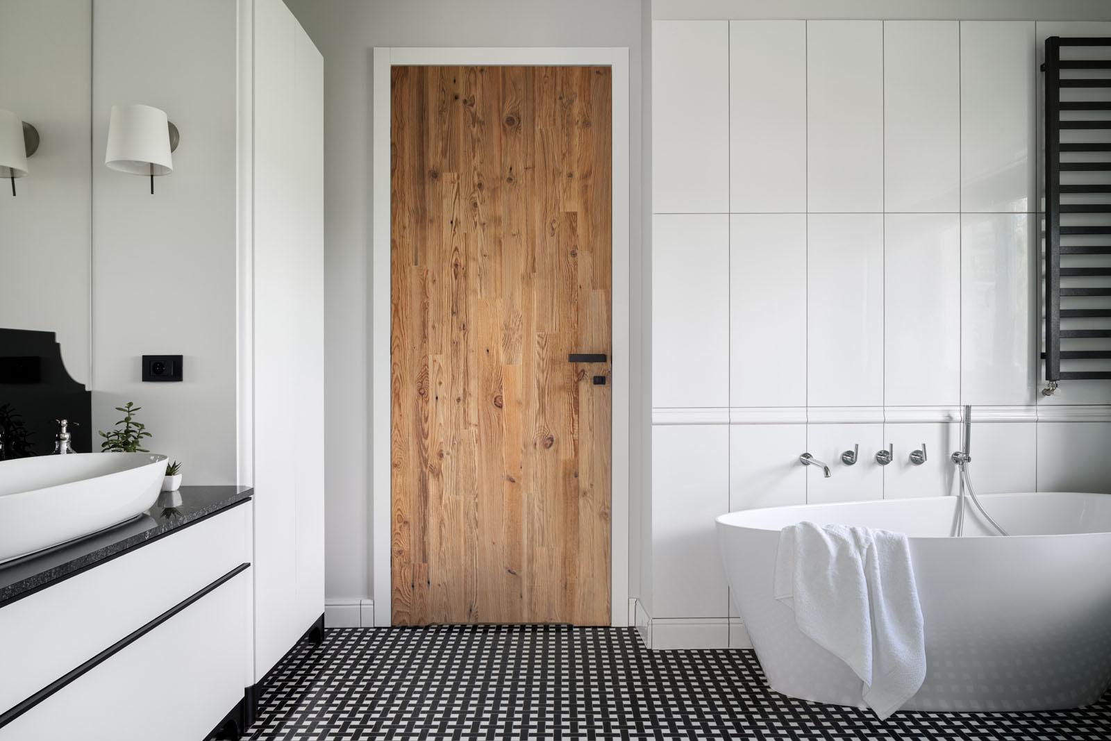 Porte en vieux bois – Vertical