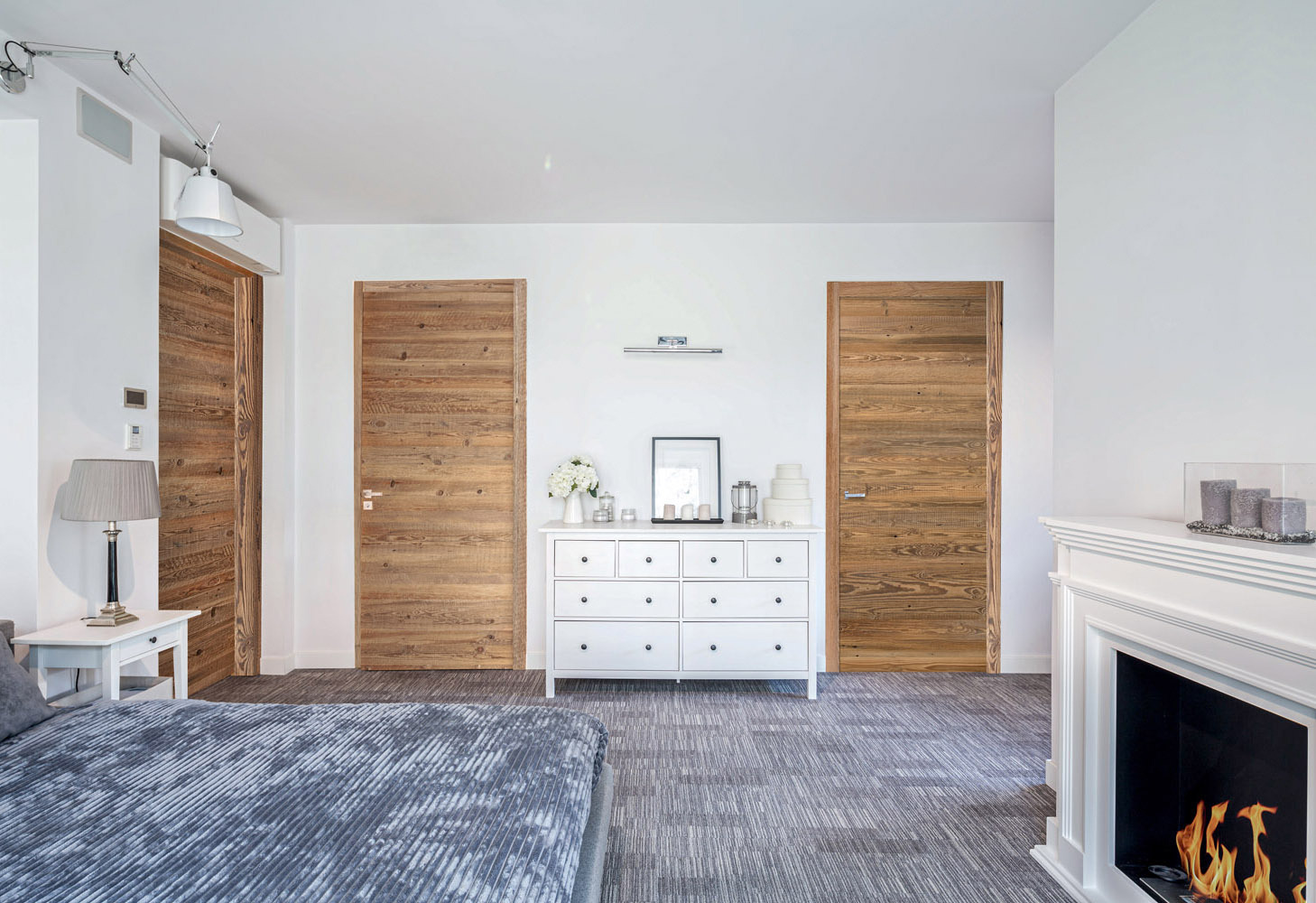 Weathered wood door - Horizontal
